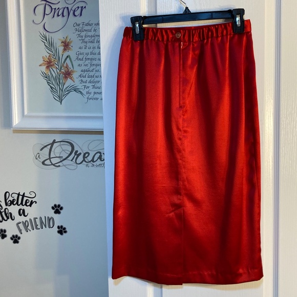IN THE MOOD (2) PCS SKIRT SUIT - Picture 2 of 12